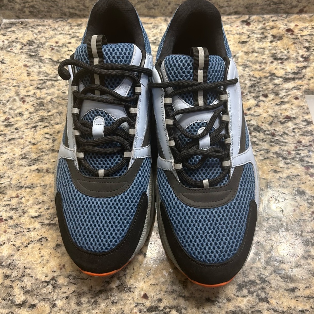 Men's Blue and Black Athletic Shoes